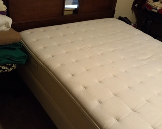 Queen MCM bed