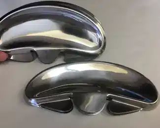 Stainless small trays for clipping on plates