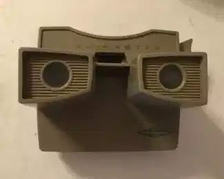 Light brown Viewmaster as is