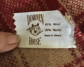 Vintage Dunrovan House 80% wool blanket