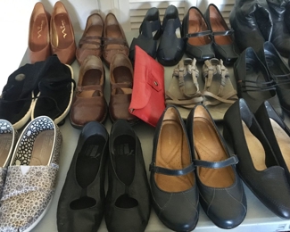 Women's shoes sz 7-7 1/2-8