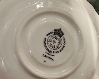 Royal Worcester Fine Bone China England "Lavinia"
