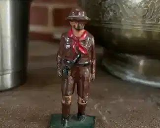 Lots of metal figurines 