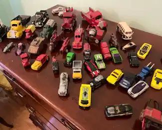 Antique and Vintage Car Models