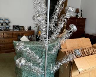 5 foot, 105 branch pom pom aluminum Christmas tree. Complete with original box.