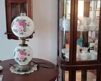 Beautiful Gone with the wind lamp! 