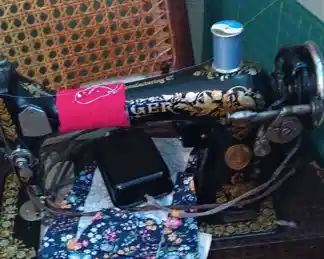 Wonderful old Singer still works