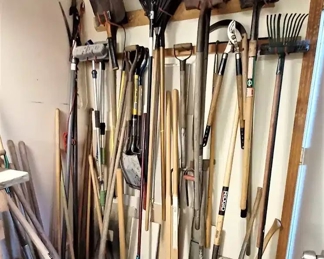 Lawn and garden tools