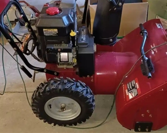 Craftsman snow blower also runs
