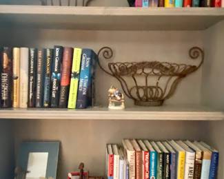 Bookcase accessories