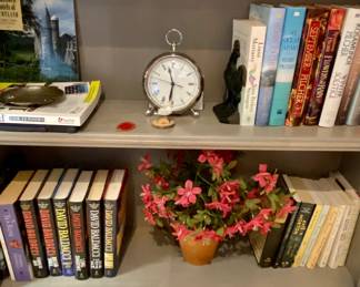 Bookcase accessories