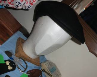 Quality men's hat/cap.