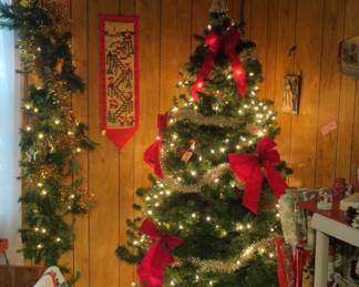 Christmas room. A gorgeous Christmas tree for sale with original box!