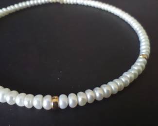 Fresh water pearl choker with 14k beads