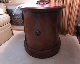 Beautiful barrel end table