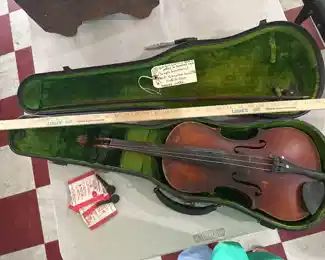 Antique violin Joseph Guerarius