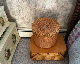 Two examples of the beautiful collection of high end baskets! 