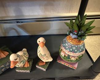 A MASSIVE Collection of Jim Shore Collectibles! EVERY Holiday! LAMPS!