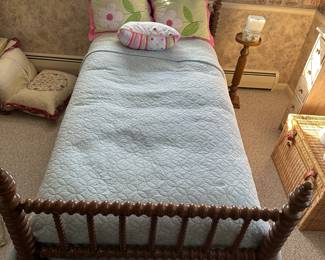 Beautiful Jenny Linda Twin Bed - PLUS Near Mint Box Spring and Mattress! (Mattress cover too!)
