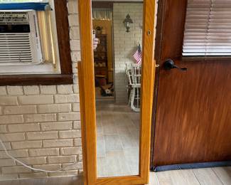At first glance this looks like a great oak full-length mirror ~ but....