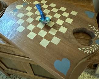 More Amish pieces! This sweet little piece will be a great accent piece in any home! 