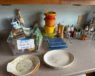 More kitchenware on the counter! Priced to sell! 