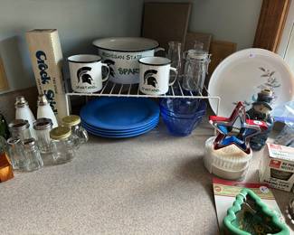 A few pieces of MSU Granite Ware! And MORE!