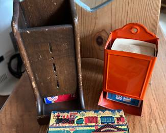 Nice vintage pair of match holders.