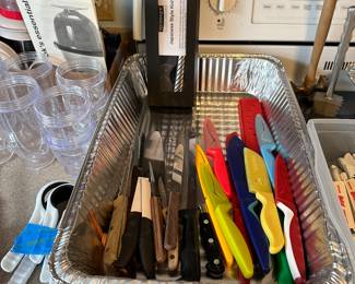 Single knives galore!