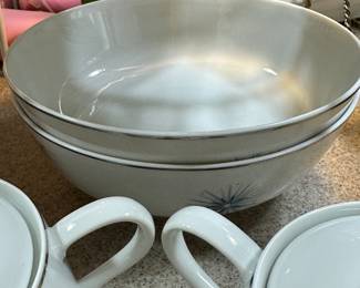 FANTASTIC new find! This set of beautiful EASTERLING China made in Bavaria Germany! Absolutely awesome with the space/starburst pattern! Must see to appreciate!!