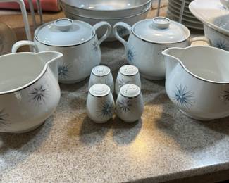 FANTASTIC new find! This set of beautiful EASTERLING China made in Bavaria Germany! Absolutely awesome with the space/starburst pattern! Must see to appreciate!!