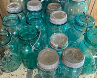 An AWESOME old washtub! PLUS a collection of BLUE Ball Jars! 