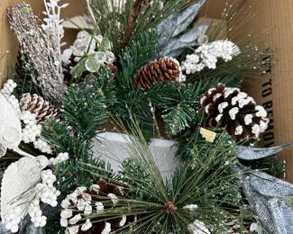 This is one of the centerpiece displays MINT in their original boxes! 