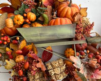 We have wreaths for EVERY SINGLE HOLIDAY/SEASON! Here is a LOVELY FALL wreath!