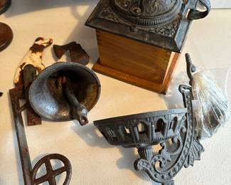 Vintage items for you! 