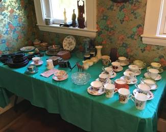 Lots of English teacups