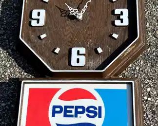 Vintage Pepsi Clock
