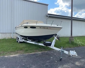 1983 Chris Craft Scorpion 230 