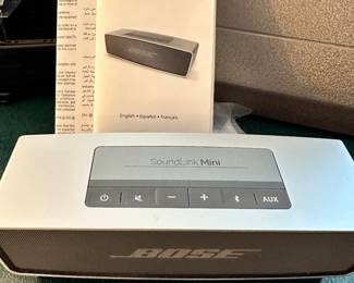 Bose Soundlink Bluetooth Speaker! 