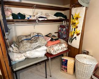 Quilts, Blankets and BedSpreads! 