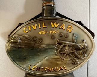 A collection of VINTAGE BOTTLES! All in excellent condition! - Civil War Centennial!