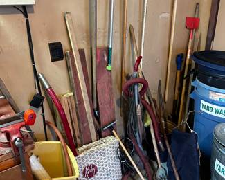 Lots of tools, garden, outdoor, hunting, fishing and boating equipment! 