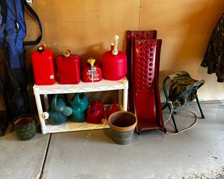 Lots of tools, garden, outdoor, hunting, fishing and boating equipment! 