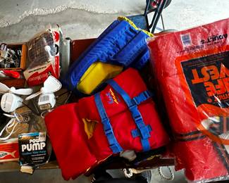 Lots of tools, garden, outdoor, hunting, fishing and boating equipment! 