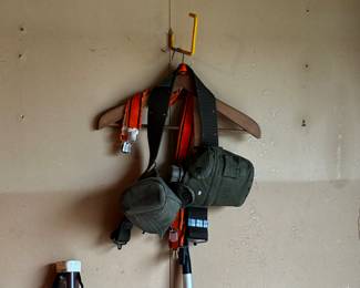 Lots of tools, garden, outdoor, hunting, fishing and boating equipment! 