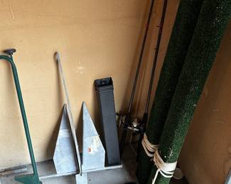 Lots of tools, garden, outdoor, hunting, fishing and boating equipment! 