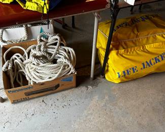 Lots of tools, garden, outdoor, hunting, fishing and boating equipment! 