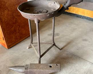 Antique Vintage Coal Forge! WORKS PERFECTLY! Antique Vintage Blacksmith Anvil! 