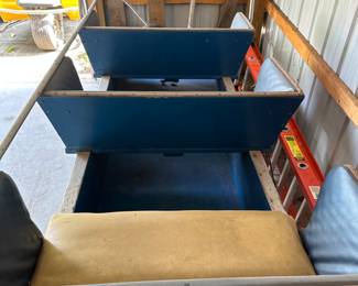 WHAT? A TRAIN? YES! A FOUR CAR TRACKLESS TRAIN! This would be SUPERB for a Pumpkin Farm, City or Township Festival Group etc...