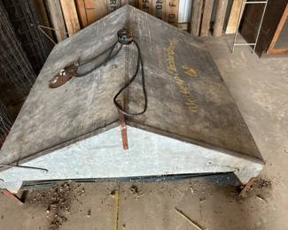 Antique Jamesway Unitemp electric brooder!